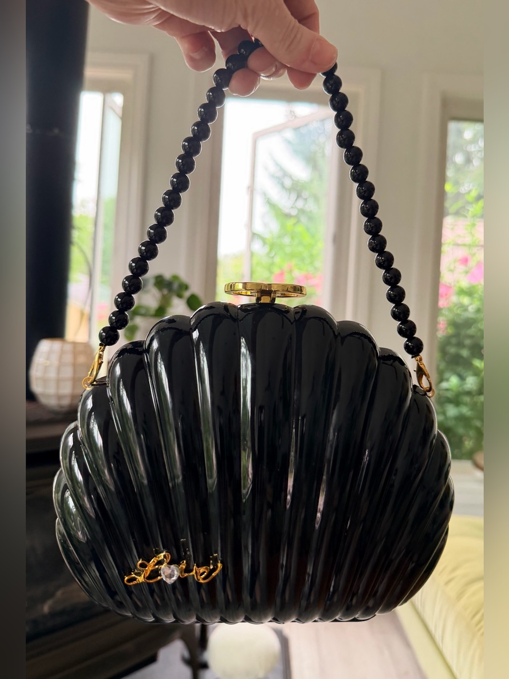 NIB Source Unknown Black Shell Bag Dual Straps Gold Hardware/Heart Love Crystal
